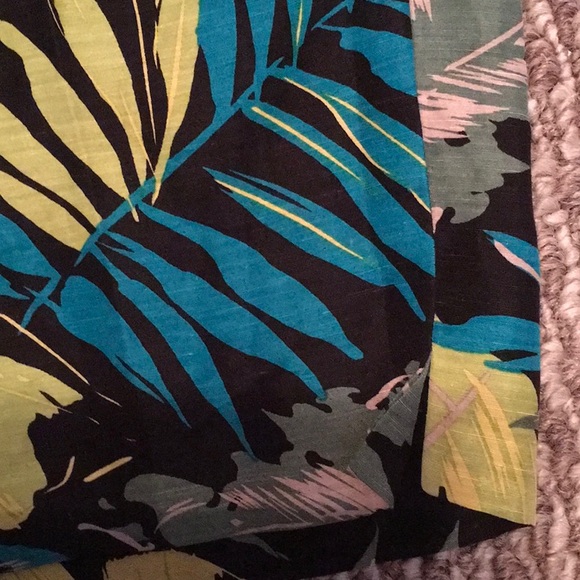 EUC,DANA BUCHMAN,LINED LINEN SLACKS,INC CAMISOLE,CROPPED BLAZER,BUTTONS ON CUFFS - Picture 2 of 13